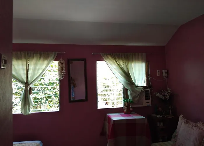 Avisha Hostel *