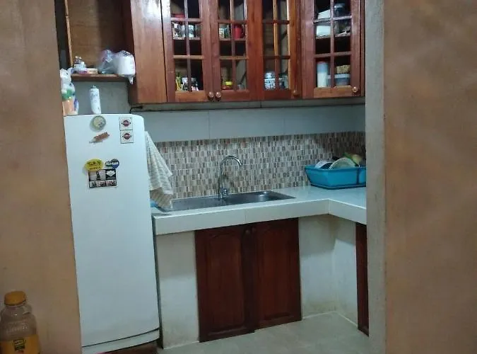 Hostel Avisha *